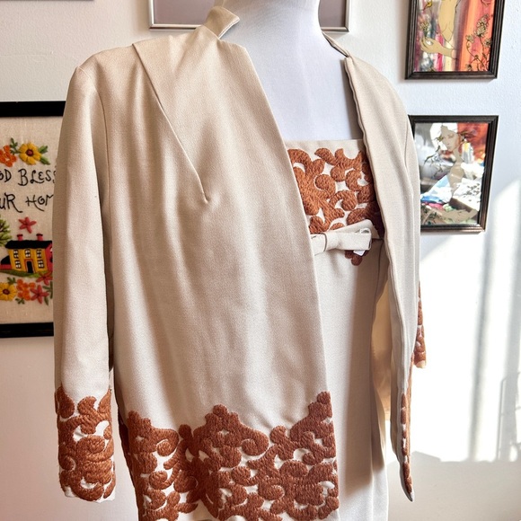 1960s Cream & Rust Embroidered Dress Matching Jacket Set – Mod Two-Piece - Picture 6 of 11
